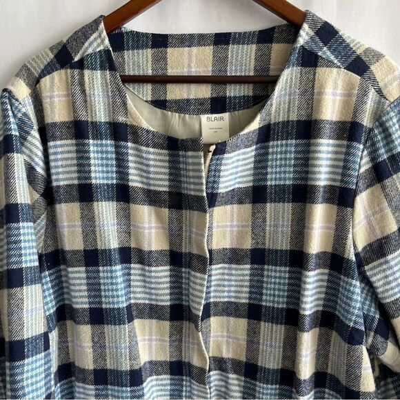 Women's Blair Blue Tan & White Plaid Coat - Picture 3 of 10